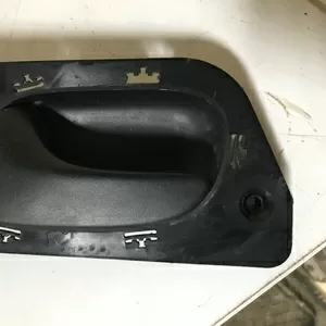 Бу ручка левой двери внутренняя Renault Laguna 1,  7700823286 .