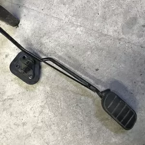 Бу педаль газа Renault Laguna 1,  7700817672
