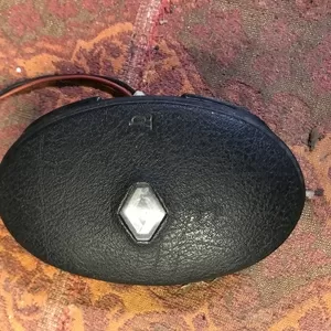 Бу кнопка звукового сигнала Renault Laguna 1,  7700847751