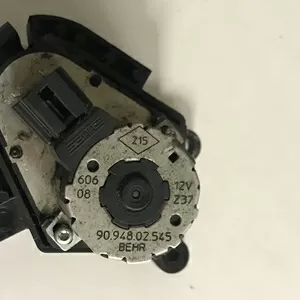 Бу моторчик заслонки печки Renault Laguna 1,  90.948.02.545,  9094802545