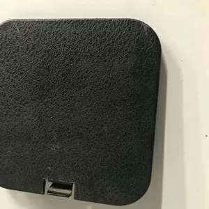 Бу заглушка карты крышки багажника Renault Laguna 1,  7700820483