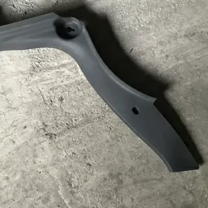 Бу накладка задней левой арки Renault Laguna 1,  7700820935