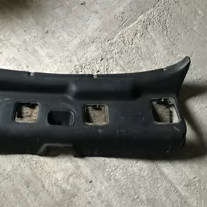 Бу обшивка крышки багажника Renault Laguna 1,  7700410208,  7700410207,  хетчбэк 