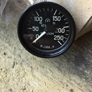 Манометр      МА-250М