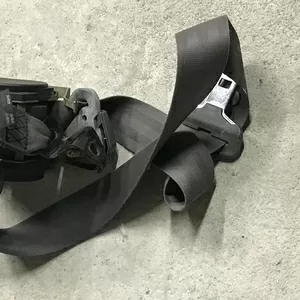 Бу ремень безопасности передний правый Renault Laguna 1,  7700829114