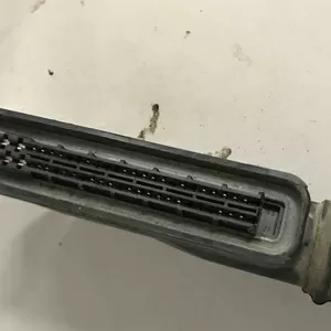 Бу фишка разъём блока управления двигателем Renault Laguna 1,  2.0i ,  AMP 929644