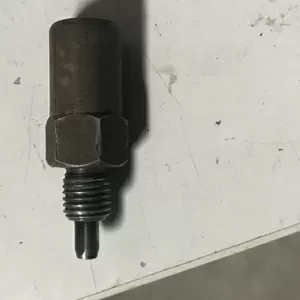 Бу ограничитель хода рычага КПП JC5 Renault Laguna 1,  7700723388