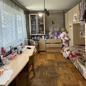 Трикімнатна квартира на проспекті Небестної Сотні вул.