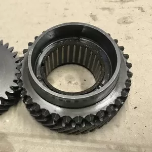 Бу шестерни 5-й передачи оригинал Chery Amulet A11-3AD015311159AA ,  A11-3AD015311361AA