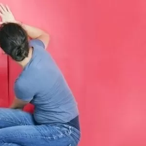 Поклейка обоев Киев квалифицированно 