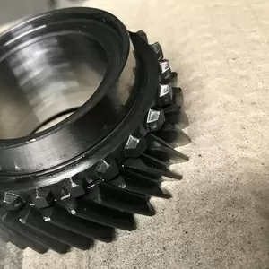 Бу шестерня 4-й передачи 34x35 ведомая Renault 7701715364 Laguna Megane Kangoo