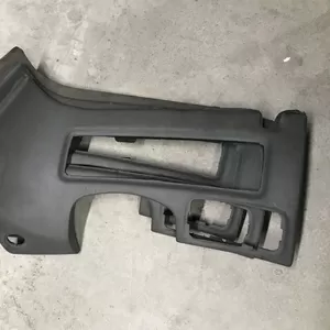 Бу накладка торпедо левая Renault Laguna 2,  7701058926