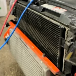 Діагностика та заправка кондиціонера авто