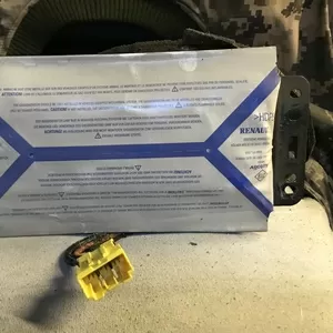 Бу подушка безопасности пассажира Renault Laguna 2,  8200106539.