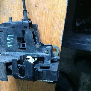 Бу замок двери Renault Scenic 1,  7701473172,  передней правой