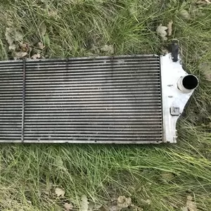 Б/у радиатор интеркулера 8200008761 Renault Espace 4,  Laguna 2,  Vel Satis