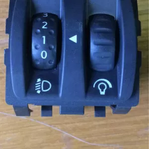 Б/у кнопка Renault Megane 2,  Clio 3,  8200095495,  яркости приборов,  корректора фар, 