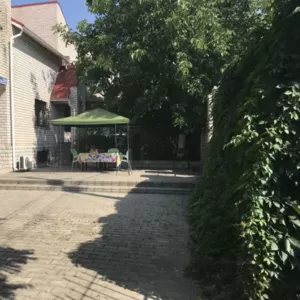 Дім Золота гірка на Крутоярской