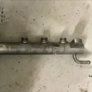 Б/у топливная рейка Mitsubishi Colt ,  Smart ForFour A6390700495