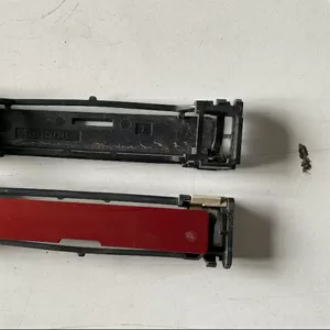 Бу заглушка молдинга крыши Renault Megane Scenic 2,  7701055553