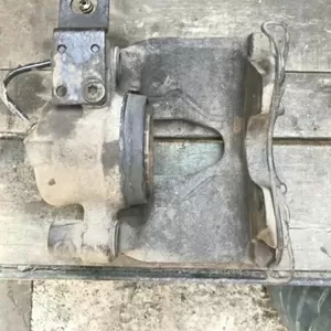 Бу суппорт передний правый Renault Laguna 2,  7701049104,  диаметр поршня 57 мм
