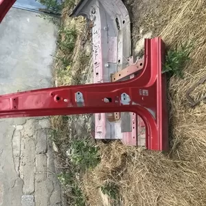 Бу правая средняя стойка Renault Scénic 2,  7782117521,  7782117754,  7782055090,  7782221135