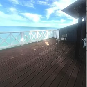 Перша лінія біля моря дача з гарним краєвидом на море.