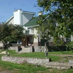 Продам дом в трех уровнях