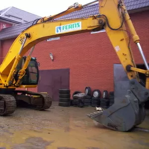 Гусенечный экскаватор JCB 330L