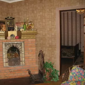 Дом  2х этажный в центре города