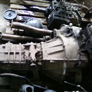 Продаем кузовные запчасти на автобус Богдан.