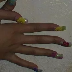 наращивание  ногтей