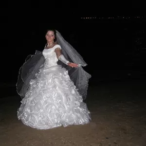 продам эксклюзивное свадебное платье